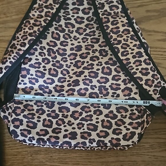 Cheetah Leopard Animal Print Nylon Laptop Backpack main image 3